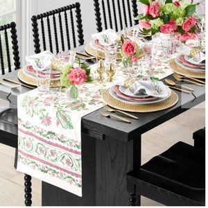 Williams Sonoma Pink Green Painted Vine Floral Table Runner 16x108 New!